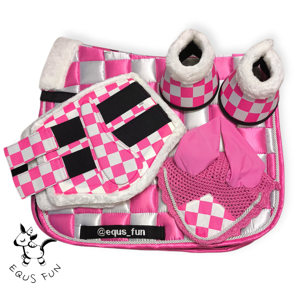 Set "Chess Vibes Pink"